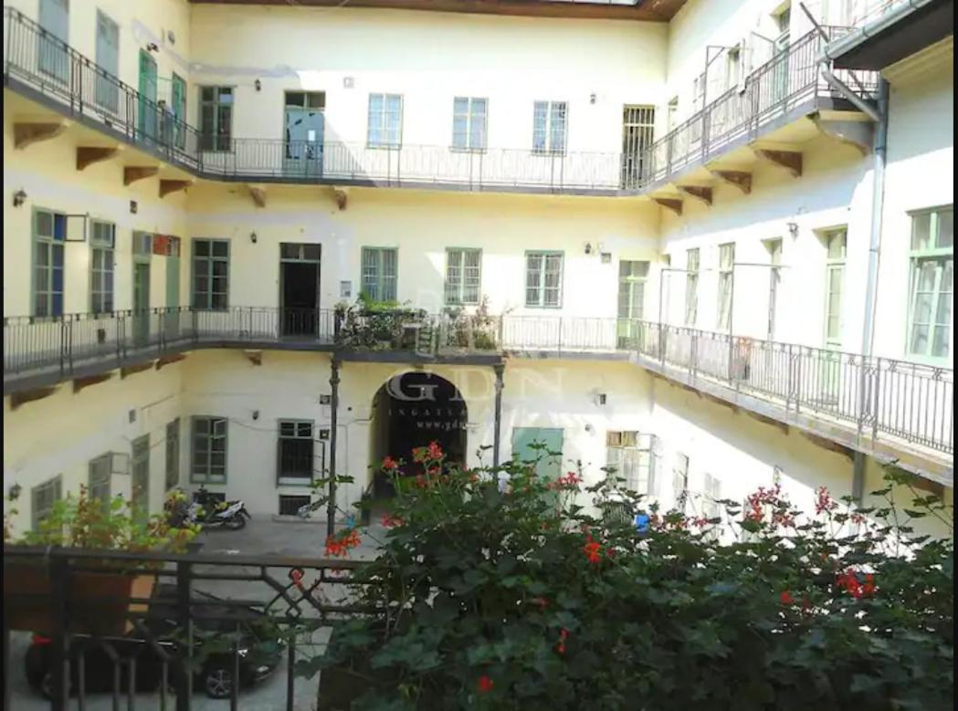 3Bdr-2Bath-3Ac Design Apt, Central, Secured Parking, Quiet Budapest Kültér fotó