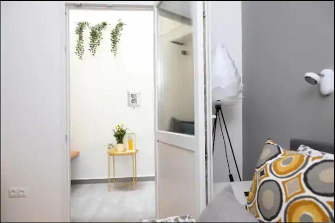 3Bdr-2Bath-3Ac Design Apt, Central, Secured Parking, Quiet Budapest Kültér fotó